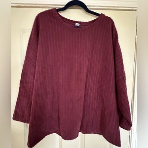 Old Navy size XXL purple sweater. Used but in very good condition.